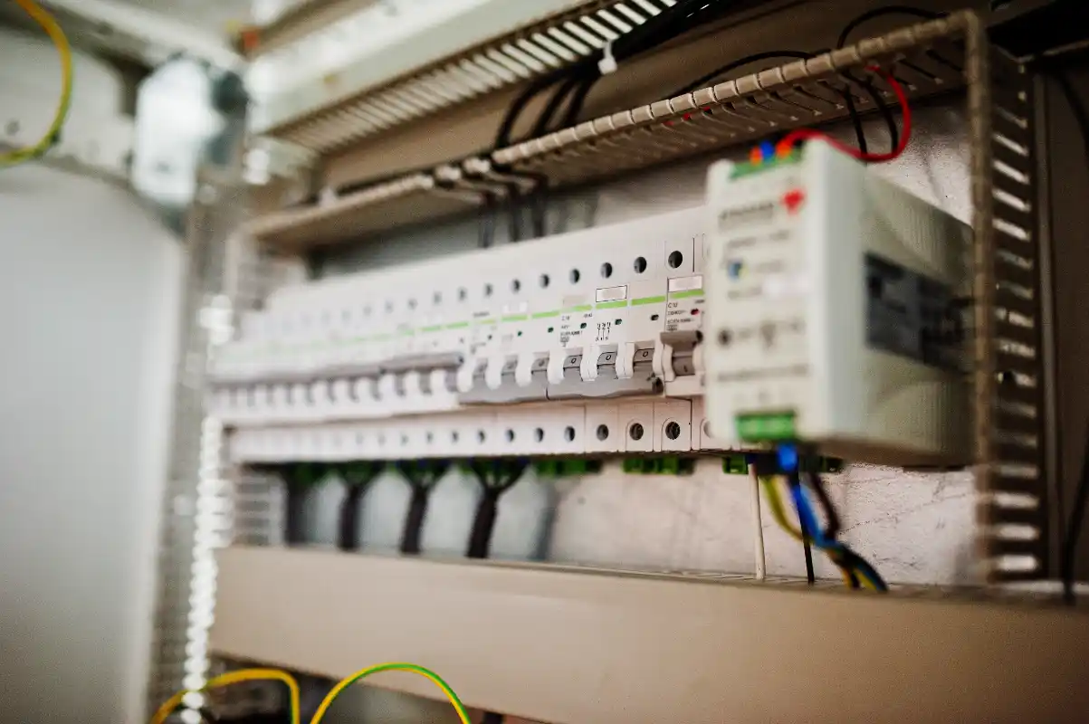 Otellerde elektrik sistemi ve elektrik panosu