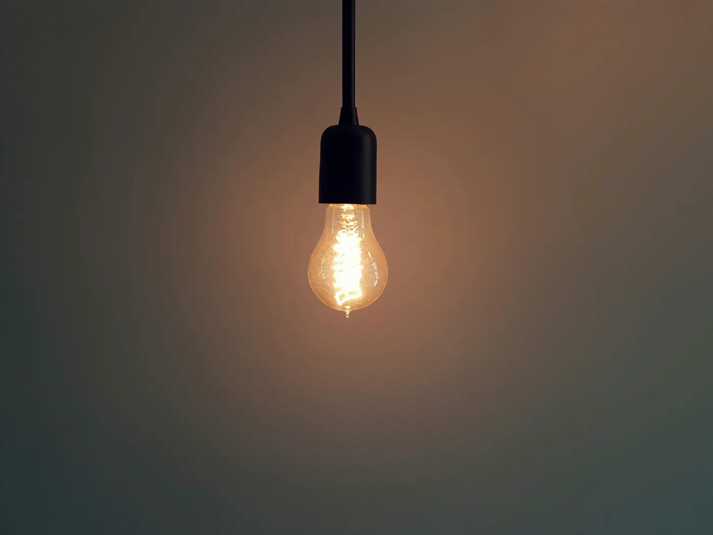 Türkiye'de elektrik ne zaman kullanılmaya başlandı?
