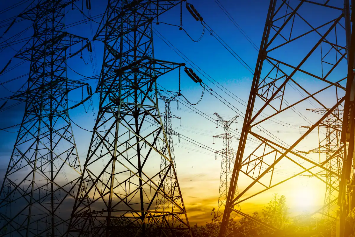 Sanayi elektriği ile normal elektrik arasındaki fark nedir?